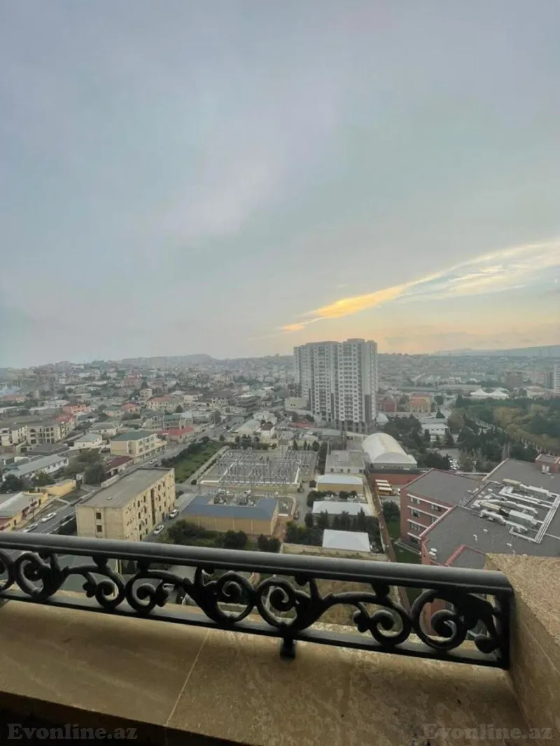 4 otaqlı Mənzil 140 m² Səbail r. Satılır