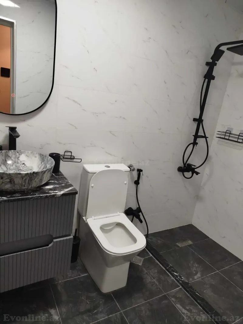 Kirayə verilir 2 otaqlı Mənzil Köhnə tikili 40 m² Bayıl - şəkil 5