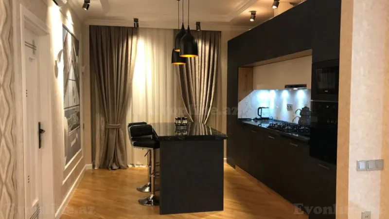 Kirayə verilir 3 otaqlı Mənzil Yeni tikili 110 m² 8 Noyabr m. - şəkil 9