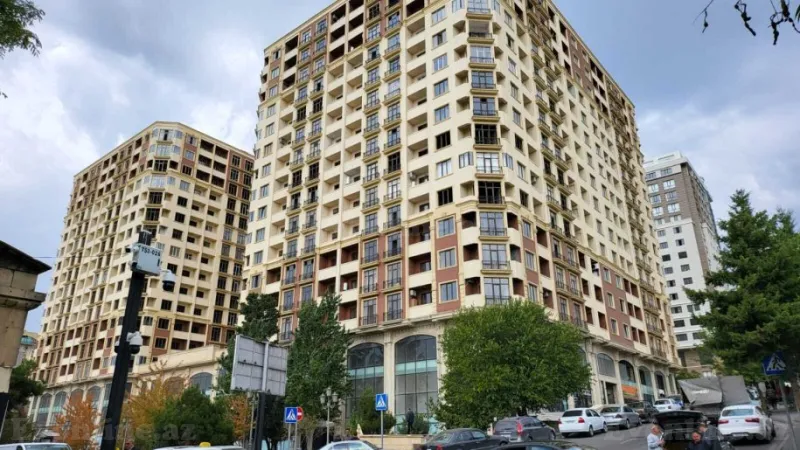 Satılır 3 otaqlı Mənzil Yeni tikili 100 m² 28 May m.