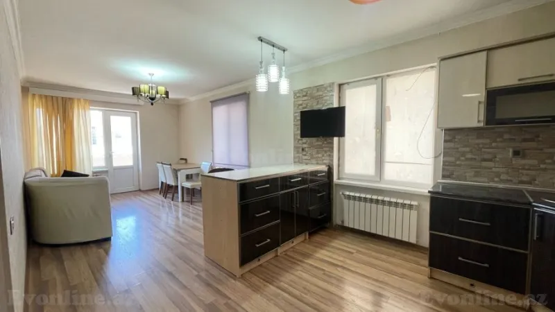 Satılır 2 otaqlı Mənzil Köhnə tikili 60 m² Nəsimi r. - şəkil 2