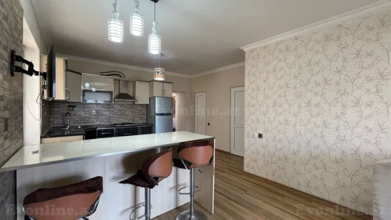 Satılır 2 otaqlı Mənzil Köhnə tikili 60 m² Nəsimi r. - şəkil 4