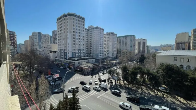 Satılır 2 otaqlı Mənzil Köhnə tikili 60 m² Nəsimi r. - şəkil 20