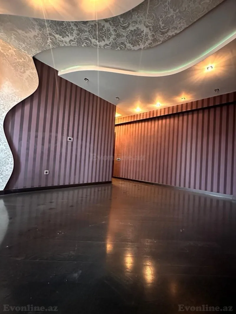 Satılır 4 otaqlı Mənzil Yeni tikili 205 m² 28 May m. - şəkil 9