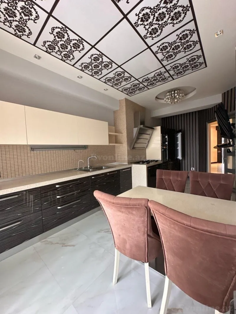 Satılır 4 otaqlı Mənzil Yeni tikili 205 m² 28 May m. - şəkil 15