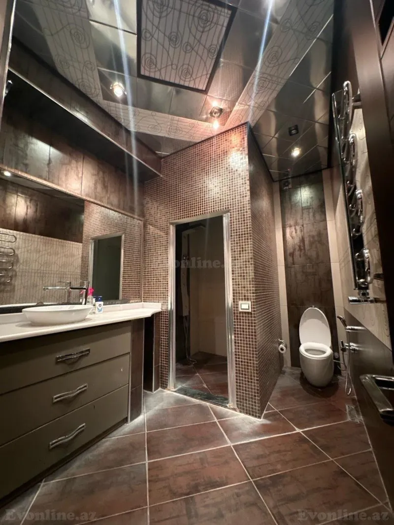 Satılır 4 otaqlı Mənzil Yeni tikili 205 m² 28 May m. - şəkil 17