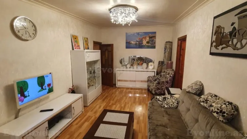 2 otaqlı Mənzil 50 m² Elmlər Akademiyası m. Satılır