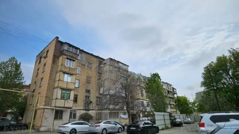 Satılır 3 otaqlı Mənzil Köhnə tikili 85 m² Neftçilər m. - şəkil 9