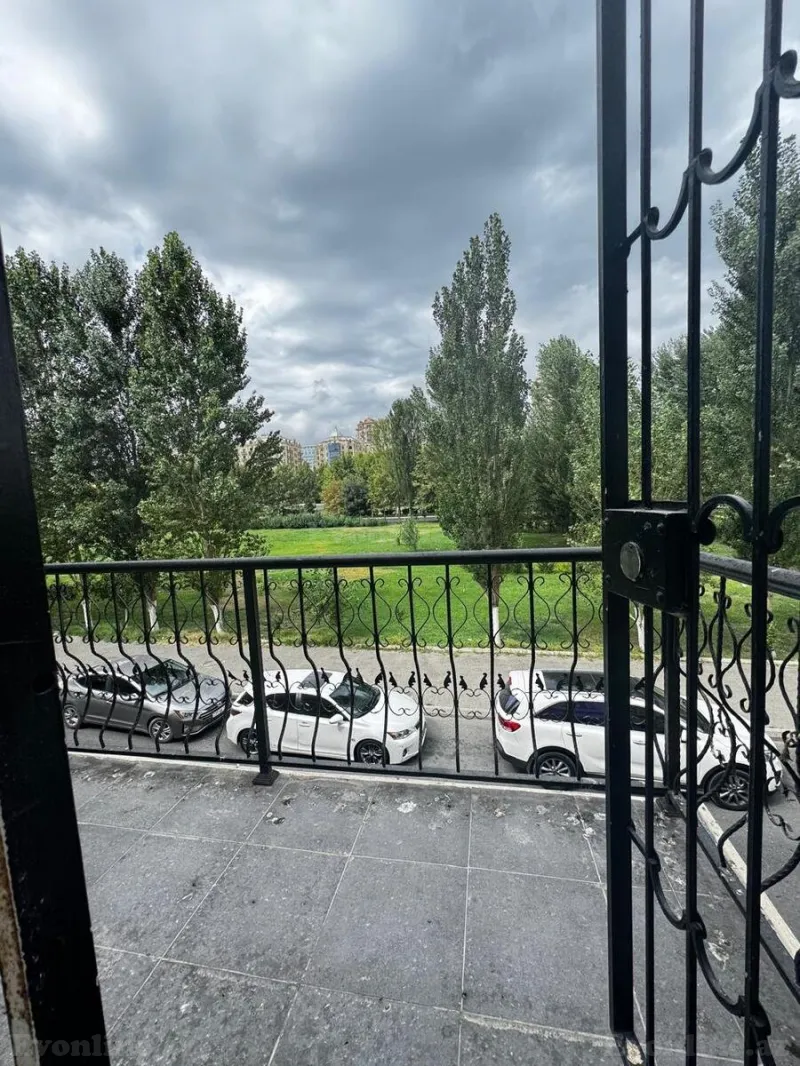 Kirayə verilir Ofis 90 m² 28 May m. - şəkil 6