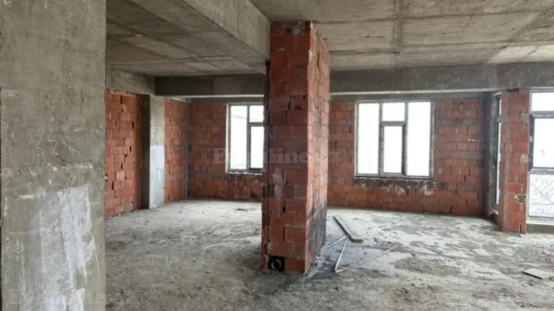 Satılır 4 otaqlı Mənzil Yeni tikili 145 m² 28 May m. - şəkil 5