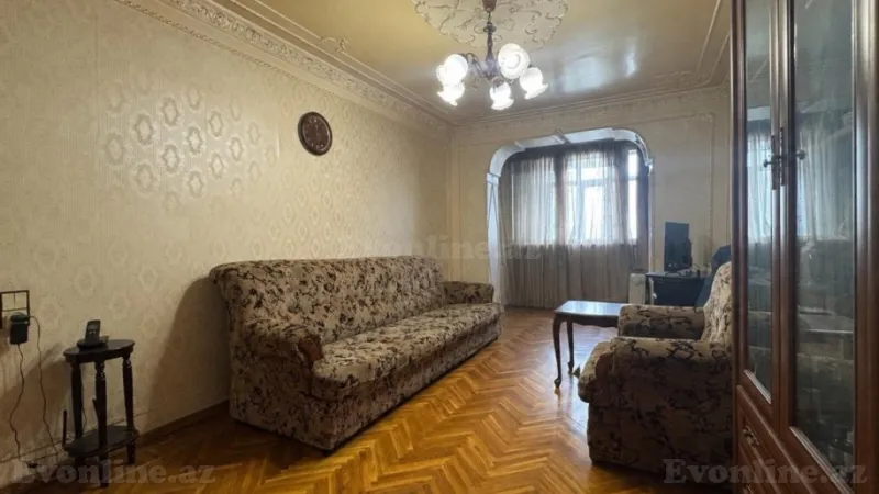 Satılır 2 otaqlı Mənzil Köhnə tikili 52 m² Nərimanov r. - şəkil 2