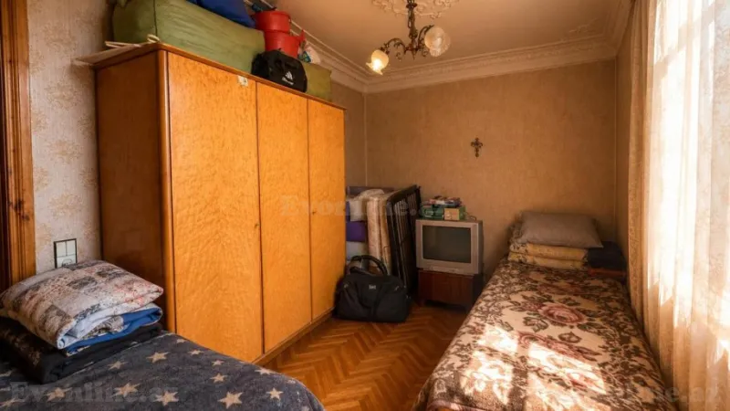 Satılır 2 otaqlı Mənzil Köhnə tikili 52 m² Nərimanov r. - şəkil 4