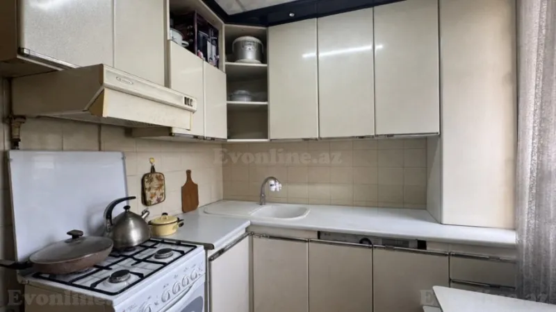 Satılır 2 otaqlı Mənzil Köhnə tikili 52 m² Nərimanov r. - şəkil 8