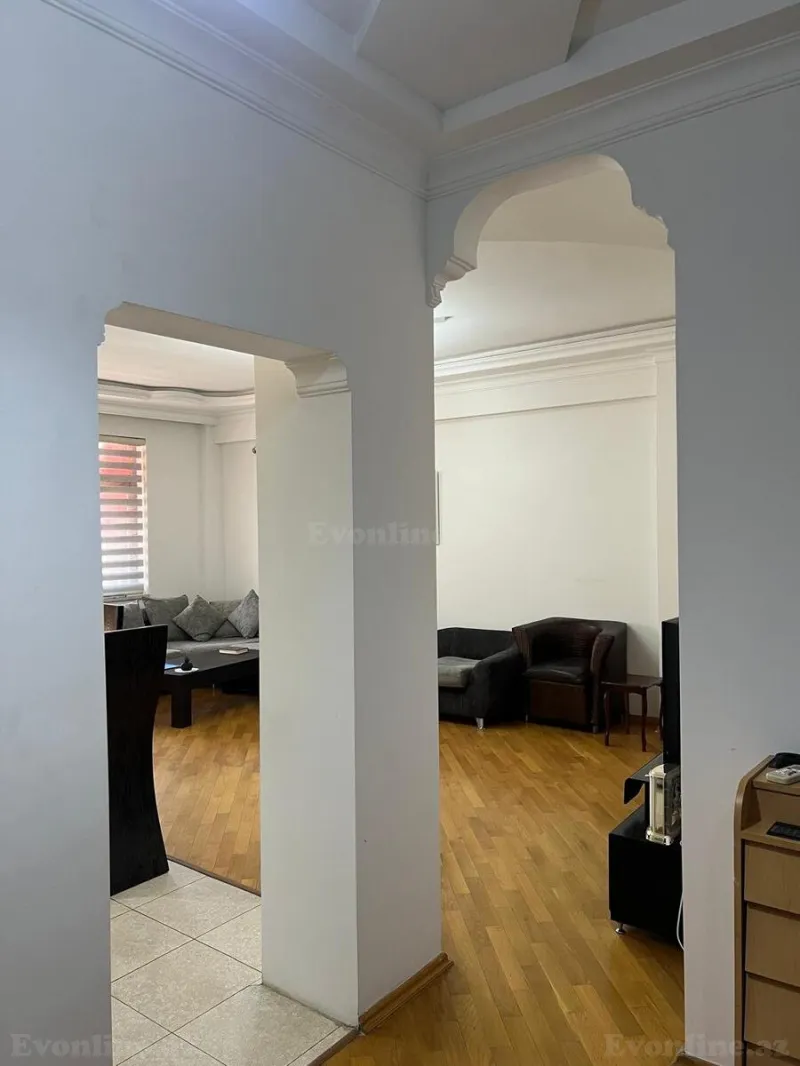 Satılır 2 otaqlı Mənzil Yeni tikili 85 m² Neftçilər m. - şəkil 4