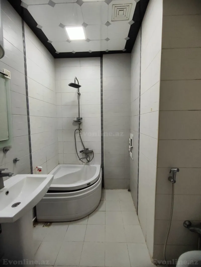 Kirayə verilir 3 otaqlı Mənzil Yeni tikili 88 m² 8 Noyabr m. - şəkil 14