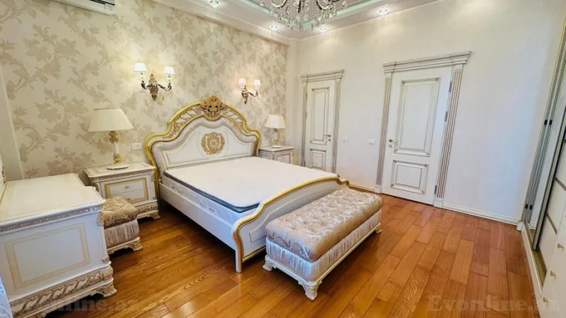 Satılır 6 otaqlı Mənzil Yeni tikili 250 m² 28 May m. - şəkil 5