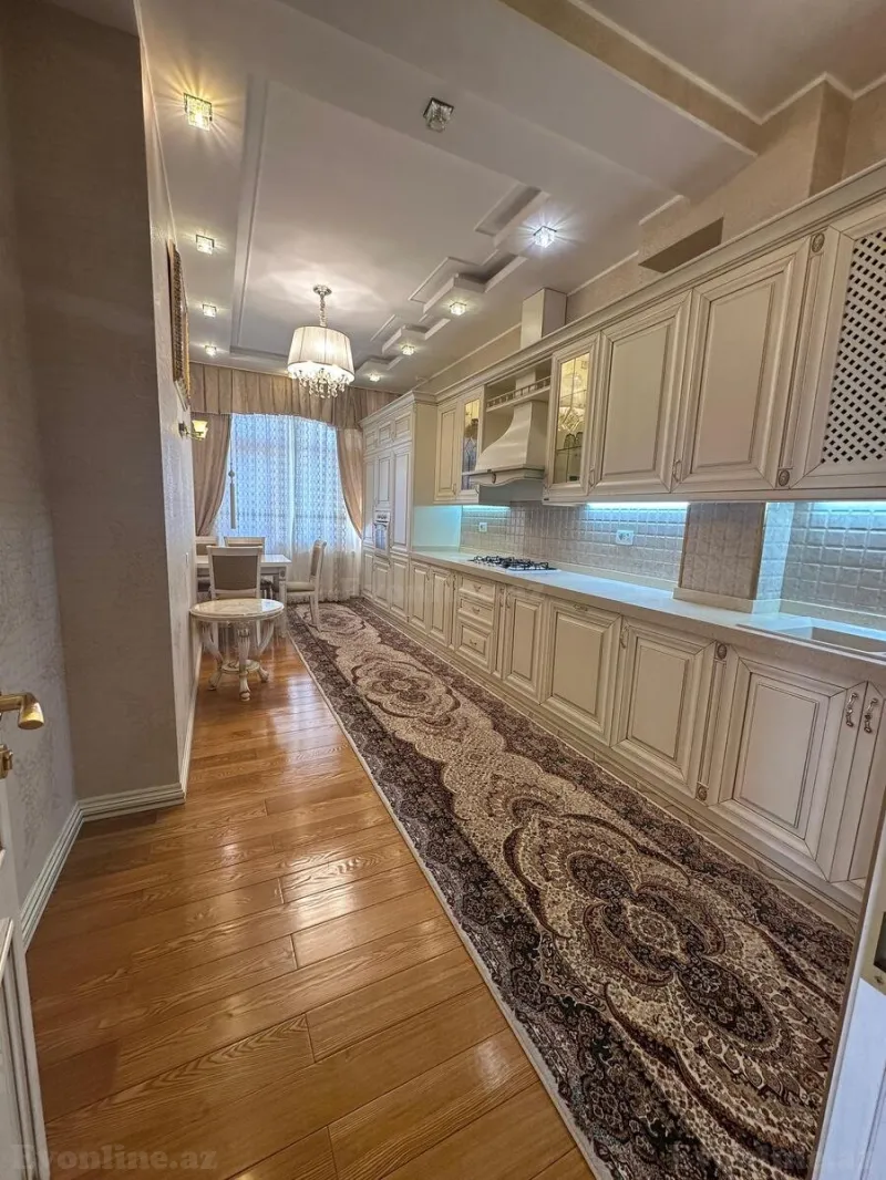 Satılır 6 otaqlı Mənzil Yeni tikili 250 m² 28 May m. - şəkil 12