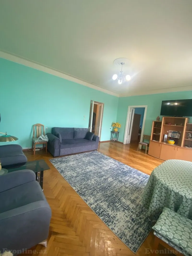 2 otaqlı Mənzil 60 m² İçərişəhər m. Kirayə verilir