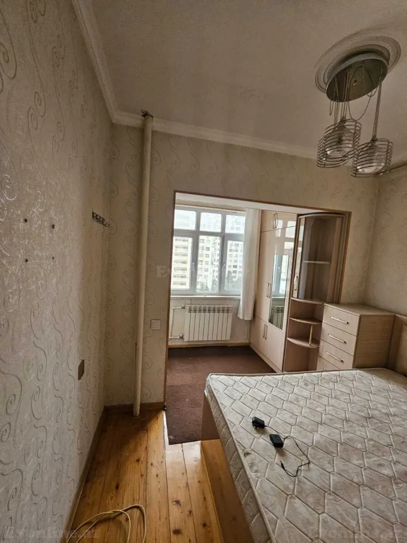 Kirayə verilir 2 otaqlı Mənzil Köhnə tikili 45 m² Əhmədli - şəkil 5