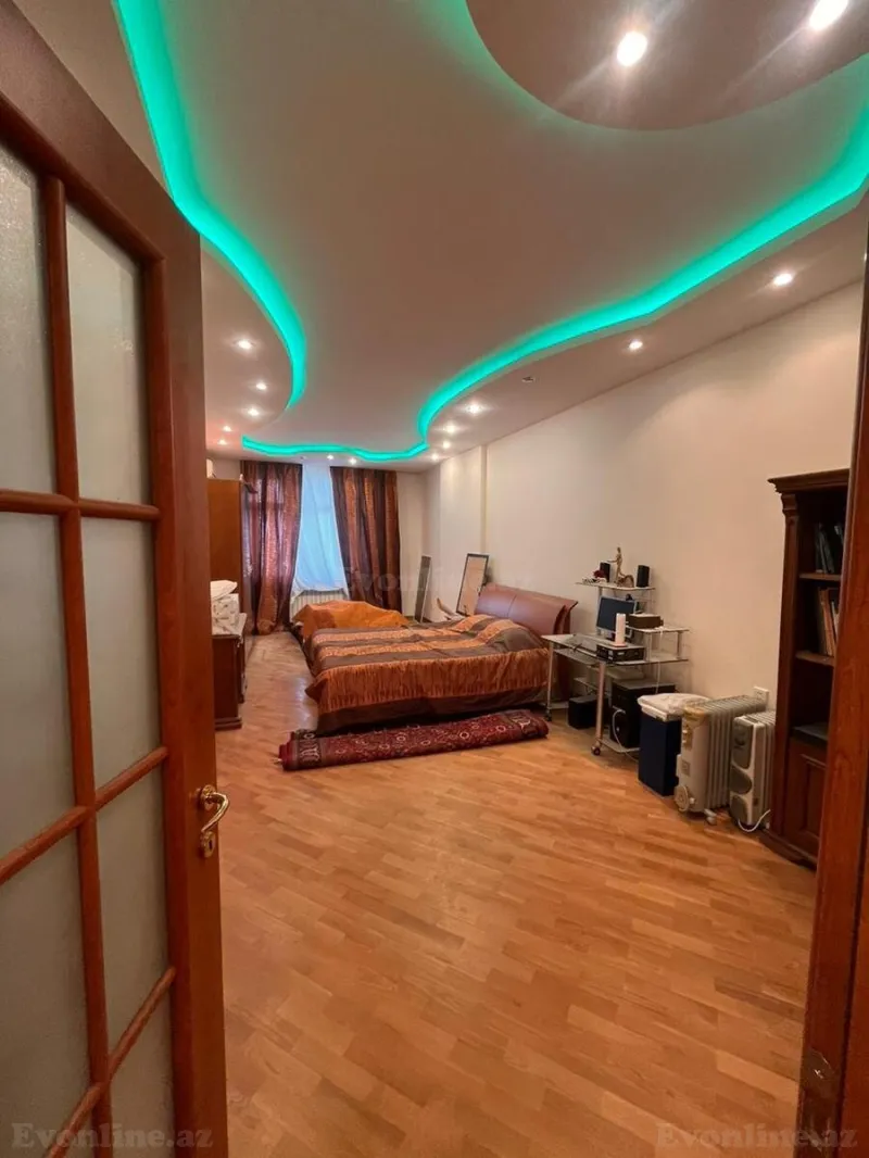 Satılır 4 otaqlı Mənzil Yeni tikili 198 m² Nizami m. - şəkil 6