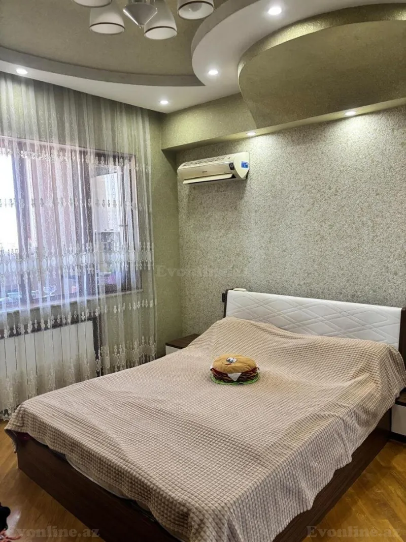 Satılır 3 otaqlı Mənzil Köhnə tikili 67 m² 8-ci mikrorayon - şəkil 2