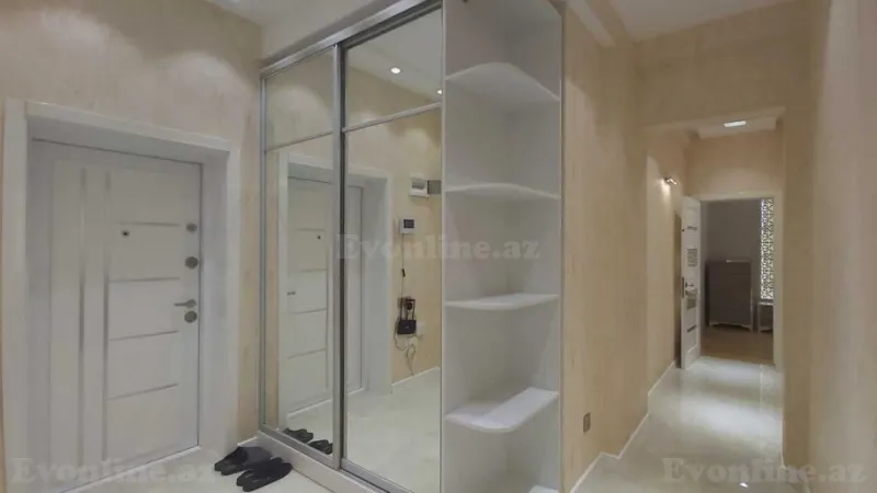 Kirayə verilir 3 otaqlı Mənzil Yeni tikili 110 m² Yasamal