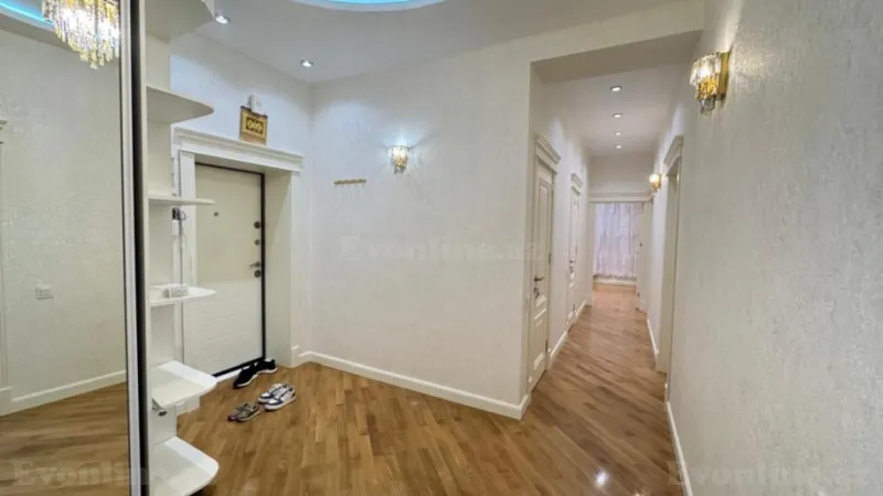 Satılır 4 otaqlı Mənzil Yeni tikili 155 m² Nəriman Nərimanov m. - şəkil 4