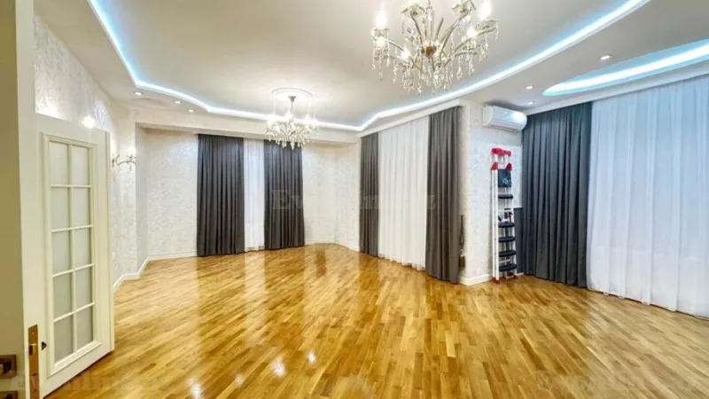Satılır 4 otaqlı Mənzil Yeni tikili 155 m² Nəriman Nərimanov m. - şəkil 17