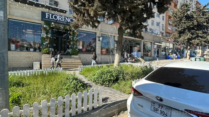 Satılır 5 otaqlı Mənzil Köhnə tikili 160 m² Xətai r. - şəkil 2