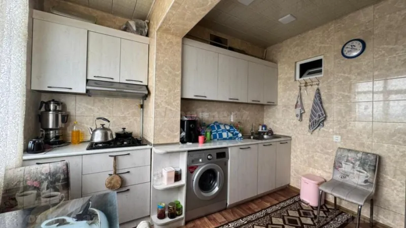 Satılır 3 otaqlı Mənzil Köhnə tikili 80 m² Həzi Aslanov m. - şəkil 6