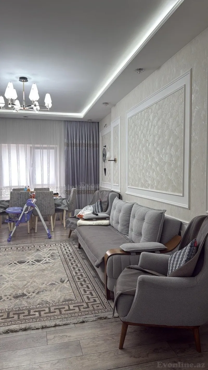 3 otaqlı Mənzil 85 m² 5-ci mikrorayon Satılır