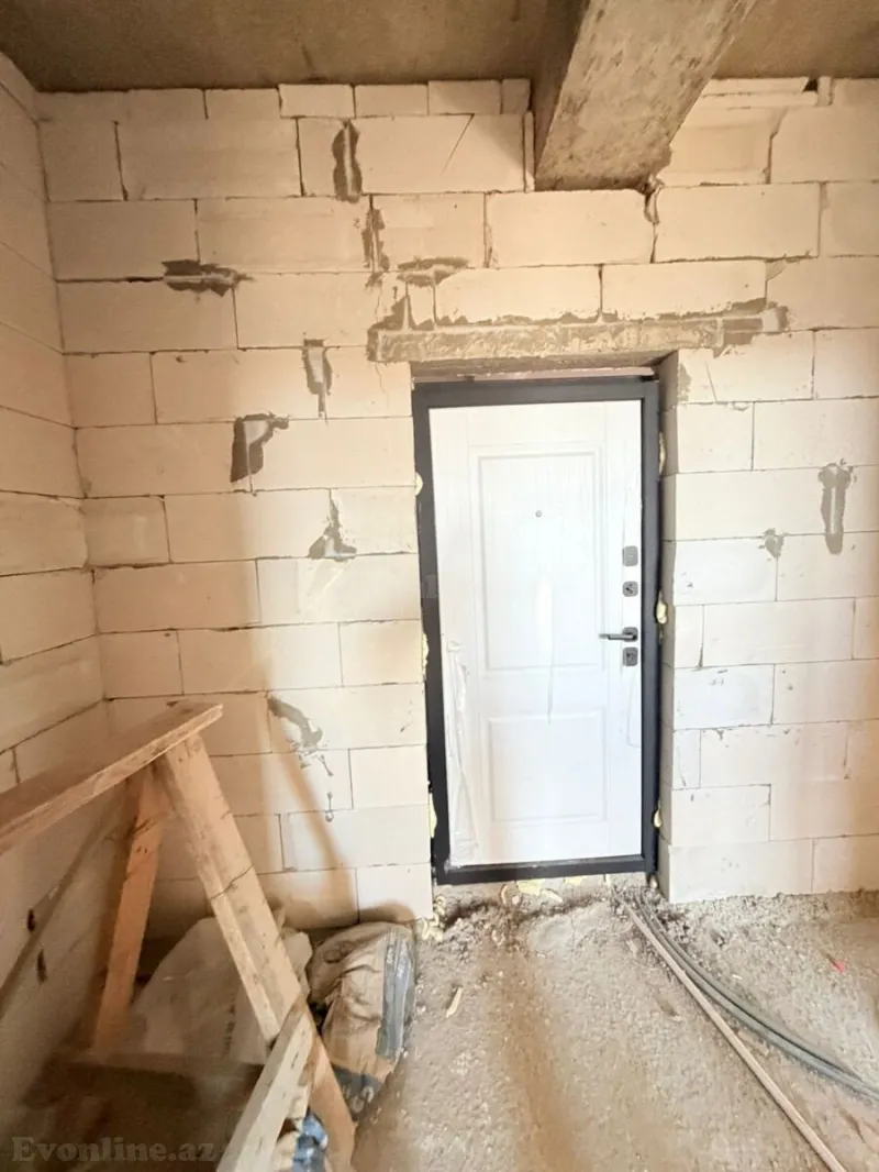 Satılır 2 otaqlı Mənzil Yeni tikili 50 m² Qara Qarayev m. - şəkil 2