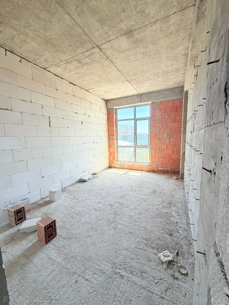 Satılır 2 otaqlı Mənzil Yeni tikili 50 m² Qara Qarayev m. - şəkil 4