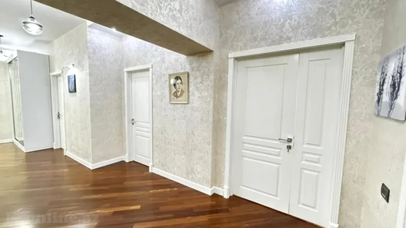 Kirayə verilir 3 otaqlı Mənzil Yeni tikili 150 m² 28 May m. - şəkil 17