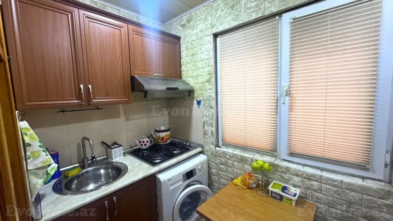Satılır 2 otaqlı Mənzil Köhnə tikili 35 m² Neftçilər m. - şəkil 6