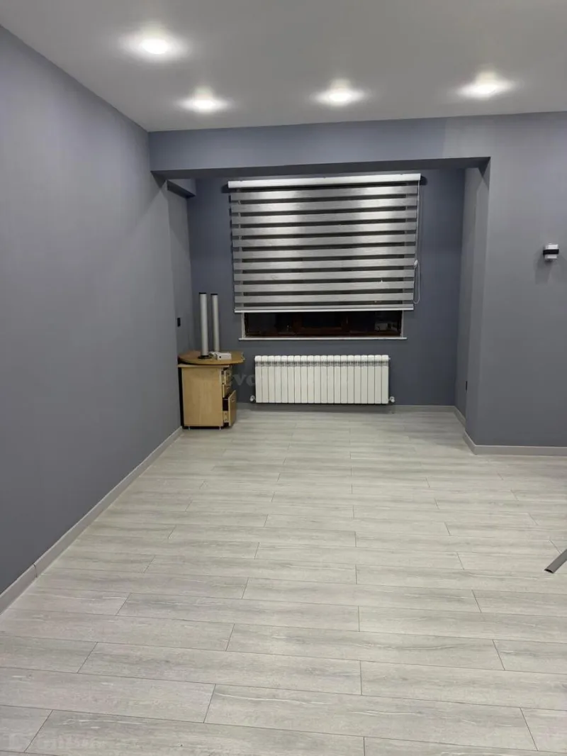 Kirayə verilir Ofis 137 m² 28 May m. - şəkil 8