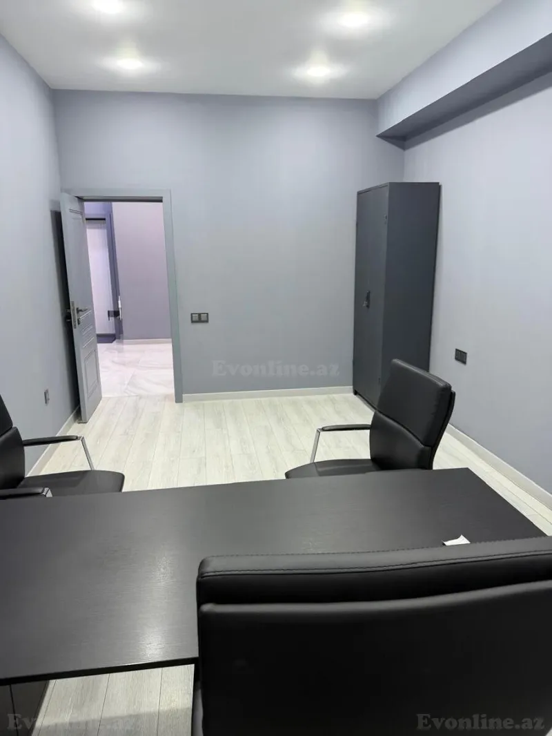 Kirayə verilir Ofis 137 m² 28 May m. - şəkil 13