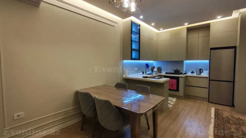 Satılır 2 otaqlı Mənzil Yeni tikili 68 m² Gənclik m. - şəkil 3