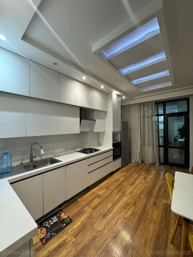 Kirayə verilir 3 otaqlı Mənzil Yeni tikili 100 m² Nəsimi r. - şəkil 6