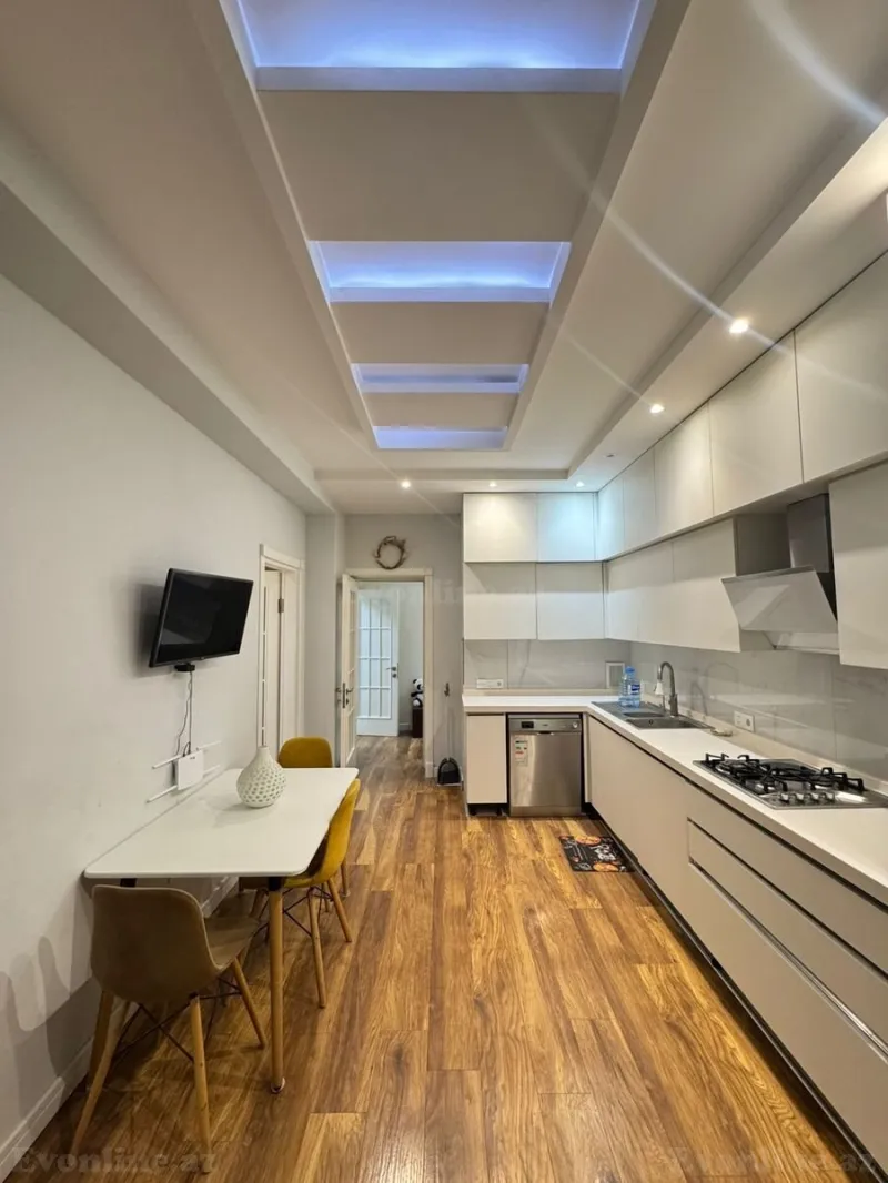 Kirayə verilir 3 otaqlı Mənzil Yeni tikili 100 m² Nəsimi r. - şəkil 7