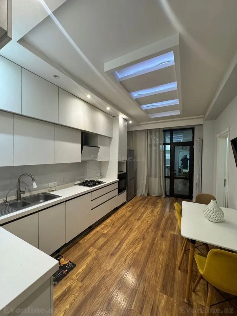 Kirayə verilir 3 otaqlı Mənzil Yeni tikili 100 m² Nəsimi r. - şəkil 8