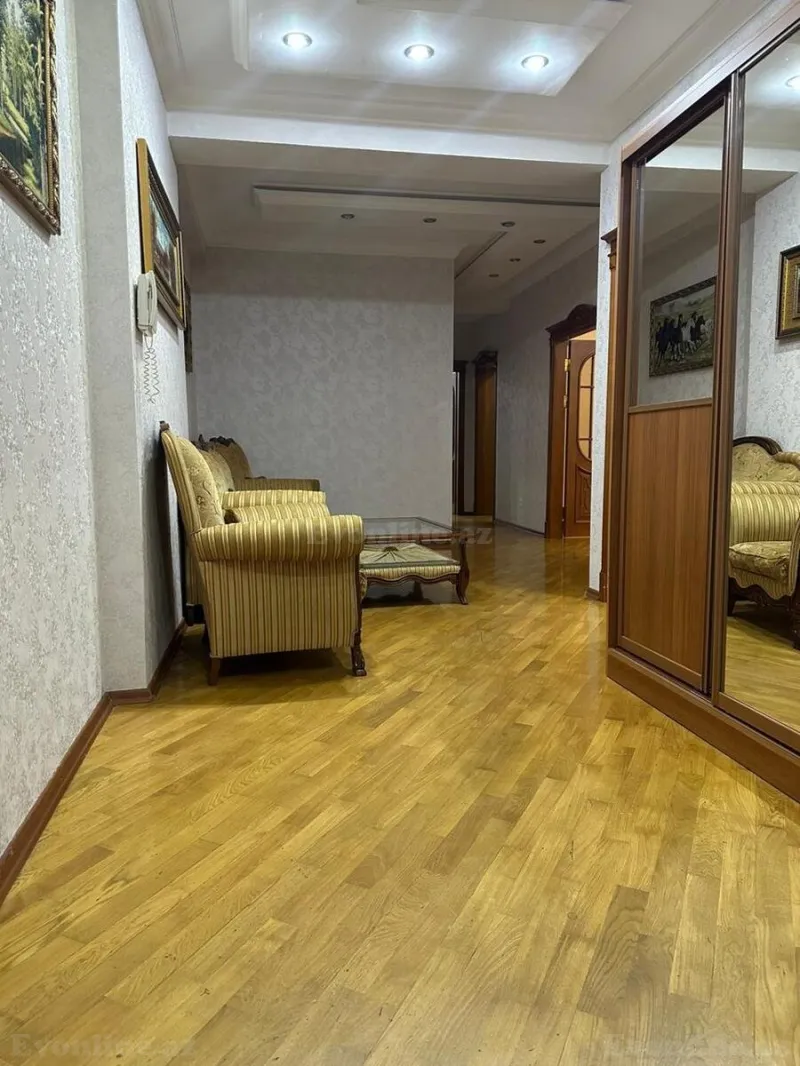 Kirayə verilir 3 otaqlı Mənzil Yeni tikili 117 m² Nərimanov r. - şəkil 12