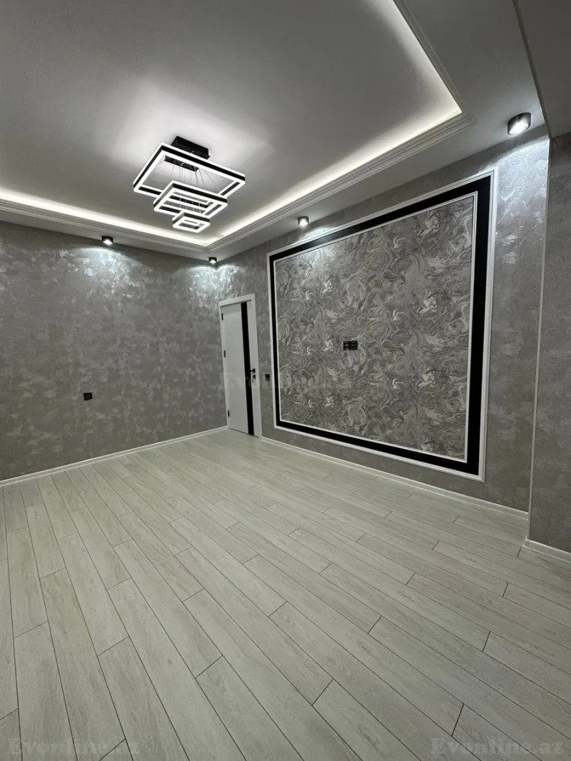 3 otaqlı Mənzil 85 m² 4-cü mikrorayon Satılır