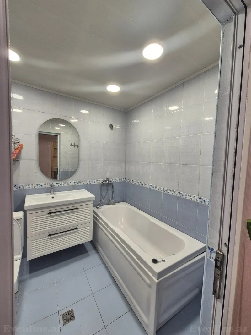 Satılır 2 otaqlı Mənzil Yeni tikili 80 m² İnşaatçılar m. - şəkil 4