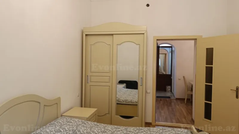 Kirayə verilir 3 otaqlı Mənzil Köhnə tikili 53 m² İçərişəhər m. - şəkil 4