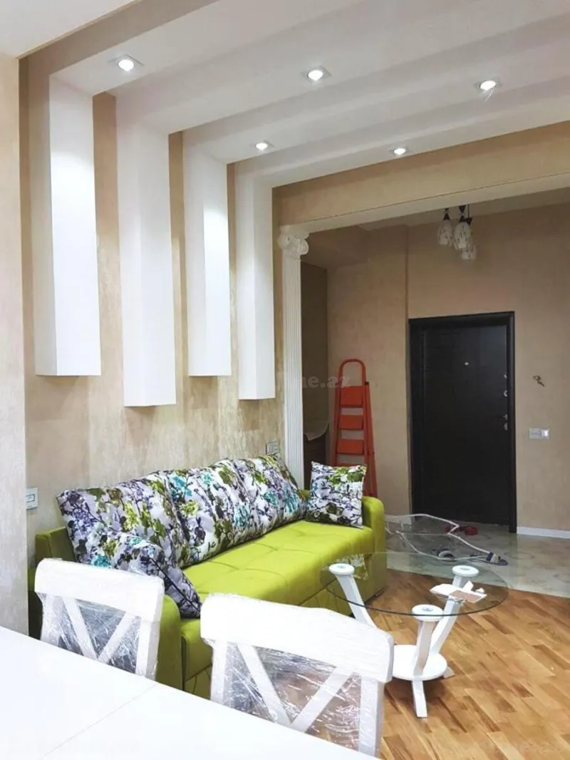 Kirayə verilir 2 otaqlı Mənzil Yeni tikili 60 m² Nərimanov r. - şəkil 2