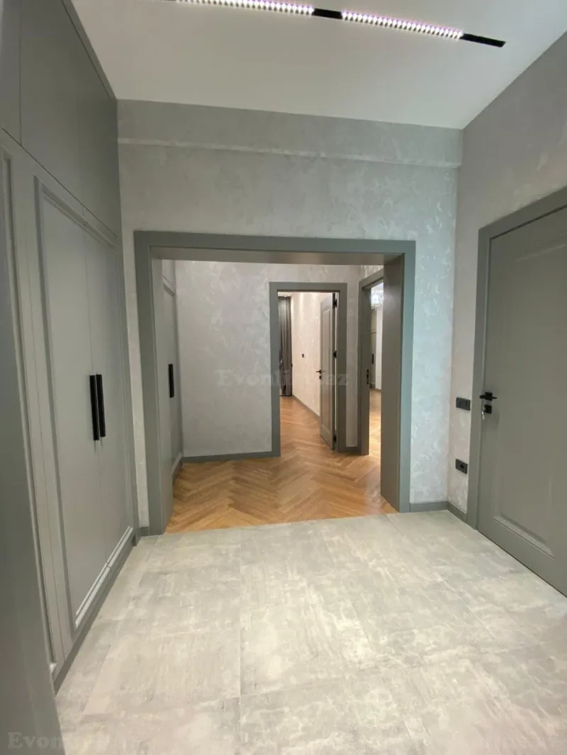 Satılır 2 otaqlı Mənzil Yeni tikili 68 m² Elmlər Akademiyası m. - şəkil 13
