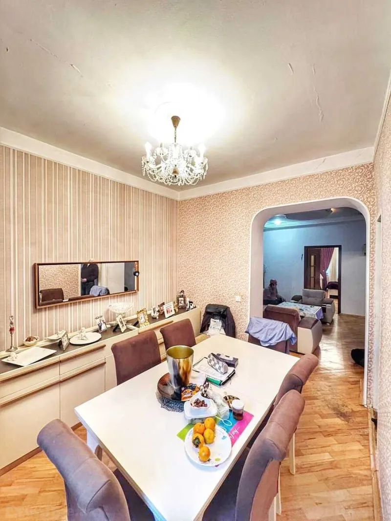 Satılır 3 otaqlı Mənzil Köhnə tikili 80 m² Nəsimi r. - şəkil 4