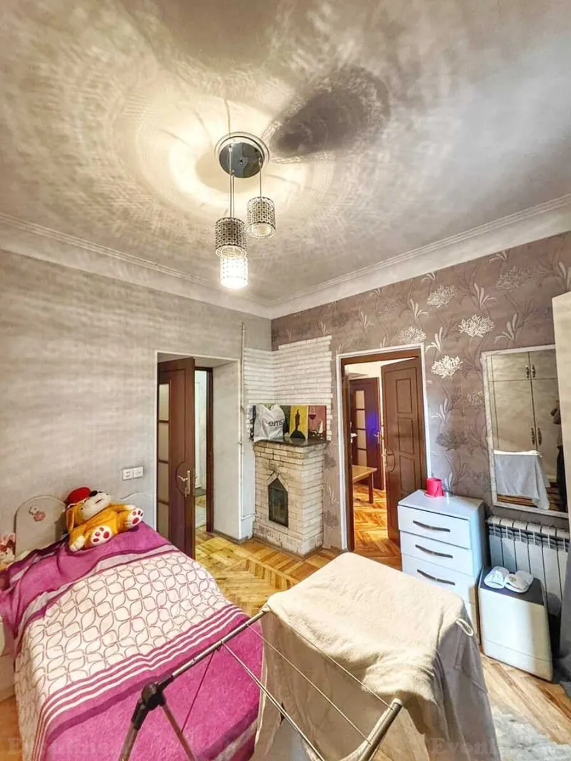 Satılır 3 otaqlı Mənzil Köhnə tikili 80 m² Nəsimi r. - şəkil 8