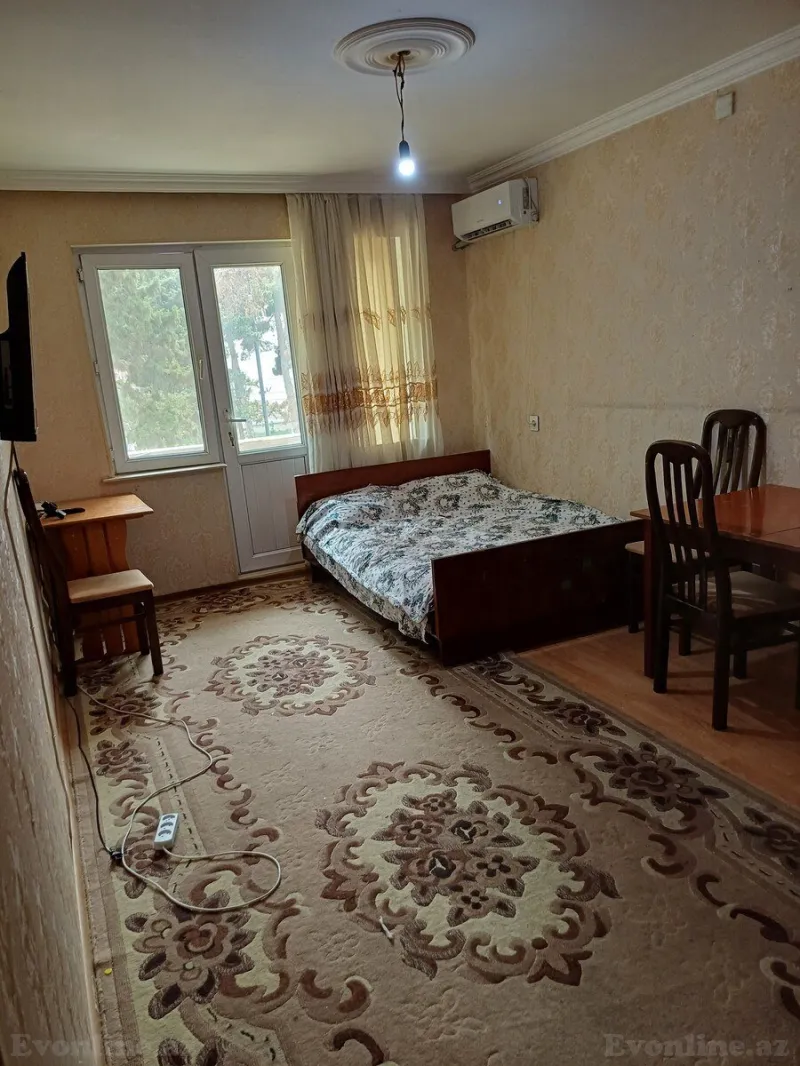 Kirayə verilir 1 otaqlı Mənzil Köhnə tikili 32 m² Xırdalan